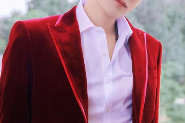 黄子韬八字及恋爱,黄子韬的生辰八字