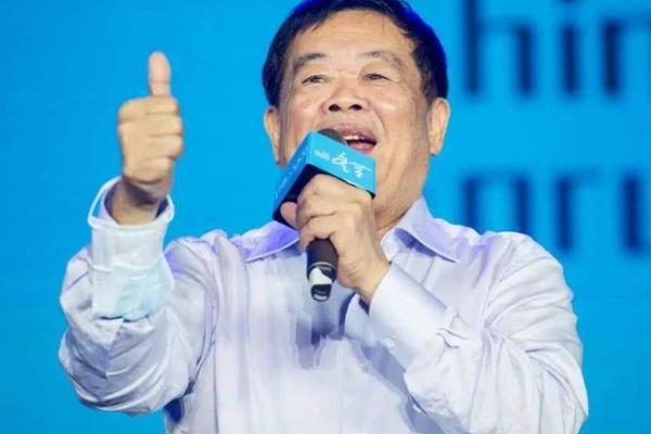 曹德旺紫薇斗数