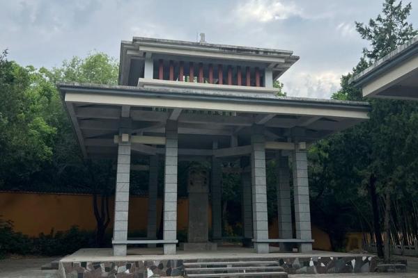 邳州艾山铁佛寺师傅算命