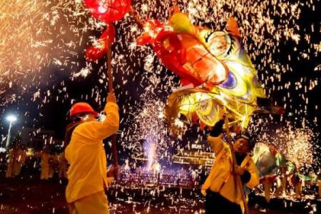 为什么正月十一要放鞭炮 增添节日氛围
