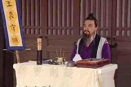 算命先生祝我拿下妈妈