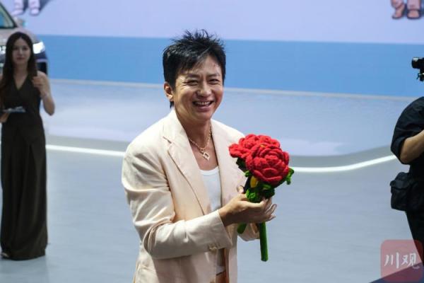 邓超是什么星座 邓超是哪个星座